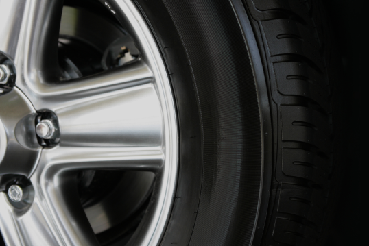 Tire shine